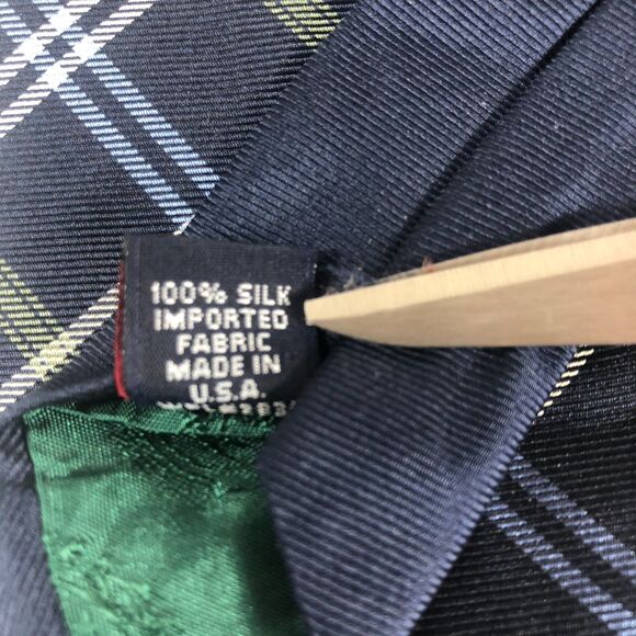 VTG Tommy Hilfiger 100% Silk Tie Navy Blue Plaid/Tartan Grid Made in USA Necktie - Picture 5 of 6